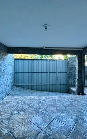 Casa para alugar com 84m², 3 quartos e 1 vaga Casa para alugar com 84m², 3 quartos e 1 vagaGaragem