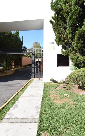 Apartamento à venda com 72m², 3 quartos e 1 vagaFachada e portaria