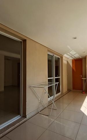 Apartamento para alugar com 108m², 4 quartos e 2 vagas Apartamento para alugar com 108m², 4 quartos e 2 vagasVaranda