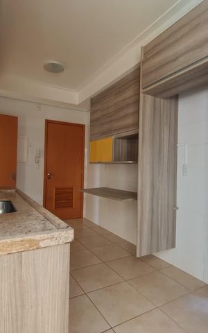 Apartamento para alugar com 108m², 4 quartos e 2 vagas Apartamento para alugar com 108m², 4 quartos e 2 vagasCozinha