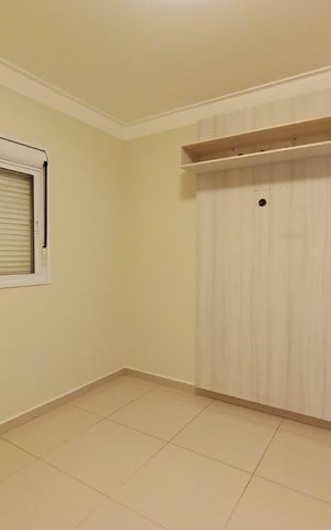 Apartamento para alugar com 108m², 4 quartos e 2 vagas Apartamento para alugar com 108m², 4 quartos e 2 vagasQuarto