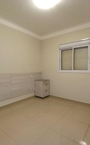Apartamento para alugar com 108m², 4 quartos e 2 vagas Apartamento para alugar com 108m², 4 quartos e 2 vagasQuarto