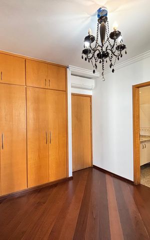 Apartamento para alugar com 180m², 3 quartos e 4 vagasSuíte 2