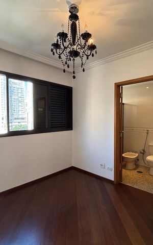 Apartamento para alugar com 180m², 3 quartos e 4 vagasSuíte 1