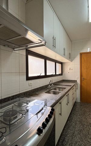Apartamento para alugar com 180m², 3 quartos e 4 vagasCozinha
