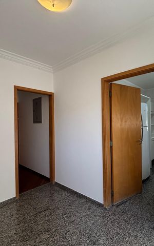 Apartamento para alugar com 180m², 3 quartos e 4 vagasCopa