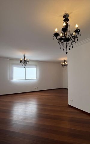 Apartamento para alugar com 180m², 3 quartos e 4 vagas Sala
