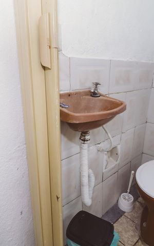 Casa à venda com 250m², 1 quarto e 1 vagaBanheiro