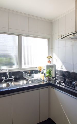 Apartamento à venda com 189m², 3 quartos e 2 vagas Apartamento à venda com 189m², 3 quartos e 2 vagasCozinha
