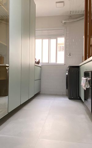 Apartamento à venda com 82m², 3 quartos e 2 vagas Apartamento à venda com 82m², 3 quartos e 2 vagasCozinha - Área de Serviço