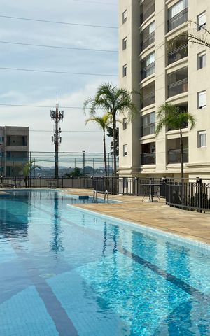 Apartamento à venda com 82m², 3 quartos e 2 vagas Apartamento à venda com 82m², 3 quartos e 2 vagasÁrea comum - Piscina