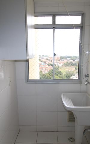 Apartamento para alugar com 70m², 3 quartos e 1 vagaÁrea de Serviço