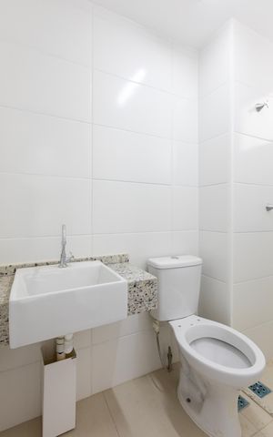 Apartamento para alugar com 74m², 3 quartos e 2 vagas Apartamento para alugar com 74m², 3 quartos e 2 vagasBanheiro social