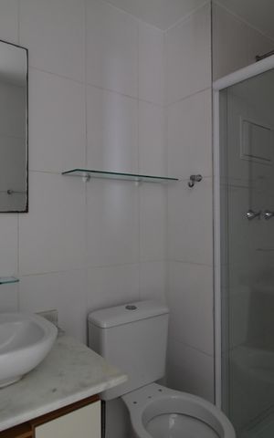 Apartamento para alugar com 55m², 2 quartos e 1 vagaBanheiro Social
