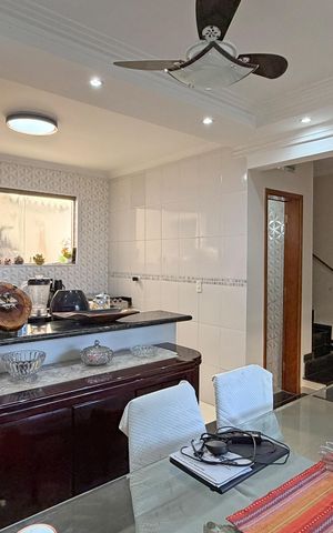 Casa de condomínio para alugar com 110m², 3 quartos e 2 vagasSala de Jantar