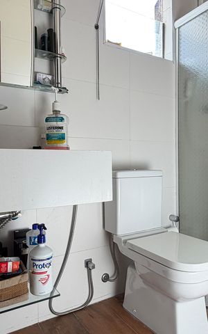 Casa de condomínio para alugar com 110m², 3 quartos e 2 vagasBanheiro