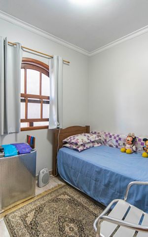 Casa à venda com 295m², 3 quartos e 3 vagasQuarto 2