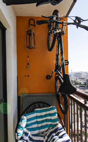 Apartamento à venda com 93m², 4 quartos e 2 vagas Apartamento à venda com 93m², 4 quartos e 2 vagasSacada