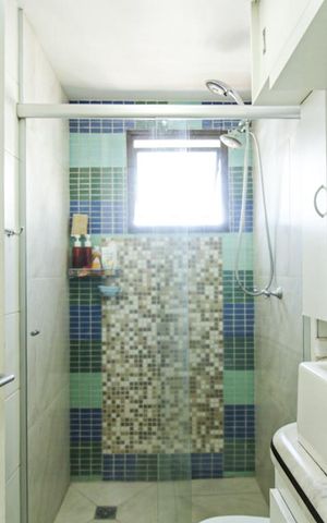 Apartamento à venda com 93m², 4 quartos e 2 vagas Apartamento à venda com 93m², 4 quartos e 2 vagasBanheiro da Suíte