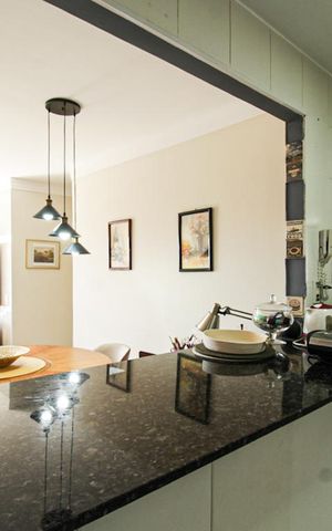 Apartamento à venda com 93m², 4 quartos e 2 vagas Apartamento à venda com 93m², 4 quartos e 2 vagasCozinha