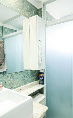 Apartamento à venda com 93m², 4 quartos e 2 vagas Apartamento à venda com 93m², 4 quartos e 2 vagasBanheiro