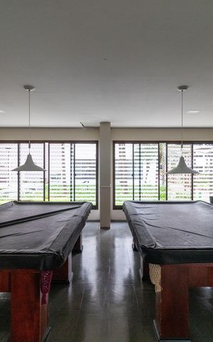 Apartamento à venda com 93m², 4 quartos e 2 vagas Apartamento à venda com 93m², 4 quartos e 2 vagasSalão de jogos