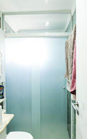 Apartamento à venda com 93m², 4 quartos e 2 vagas Apartamento à venda com 93m², 4 quartos e 2 vagasBanheiro