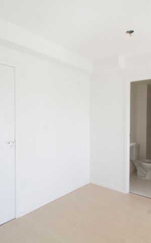 Apartamento à venda com 29m², 2 quartos e sem vaga Apartamento à venda com 29m², 2 quartos e sem vagaSala e Cozinha