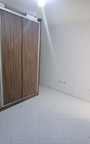 Casa à venda com 100m², 2 quartos e 2 vagas Casa à venda com 100m², 2 quartos e 2 vagasQuarto