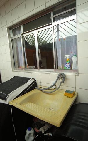 Casa à venda com 202m², 3 quartos e 1 vagaCasa1  Área de serviço 