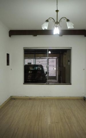 Casa à venda com 222m², 3 quartos e 2 vagasSala 