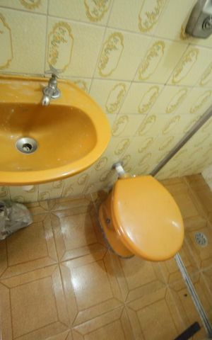 Casa à venda com 222m², 3 quartos e 2 vagasBanheiro de Serviço