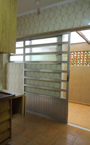 Casa à venda com 222m², 3 quartos e 2 vagasCozinha 