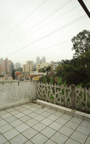Casa à venda com 222m², 3 quartos e 2 vagasVaranda do quarto 3 