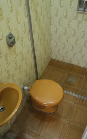 Casa à venda com 222m², 3 quartos e 2 vagasBanheiro de Serviço