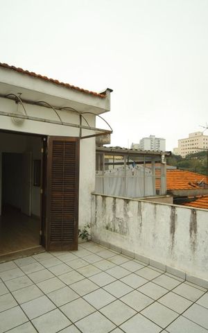 Casa à venda com 222m², 3 quartos e 2 vagasVaranda do quarto 3 