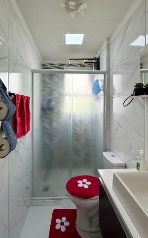 Apartamento à venda com 54m², 2 quartos e 1 vaga Apartamento à venda com 54m², 2 quartos e 1 vagaBanheiro Social