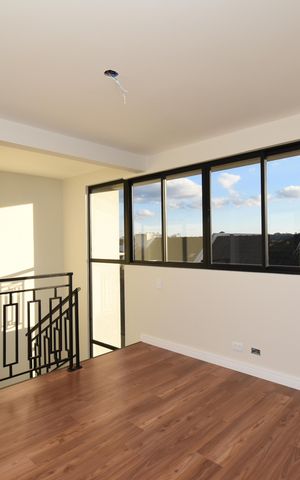 Casa de condomínio para alugar com 180m², 3 quartos e 2 vagasÁtico