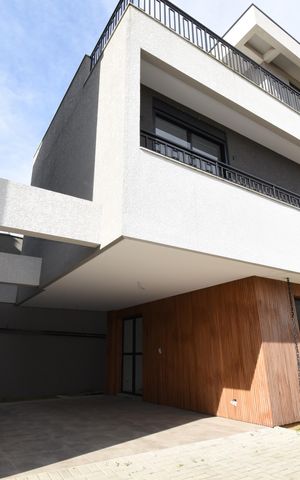 Casa de condomínio para alugar com 180m², 3 quartos e 2 vagasÁrea externa