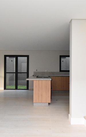 Casa de condomínio para alugar com 180m², 3 quartos e 2 vagasSala e cozinha