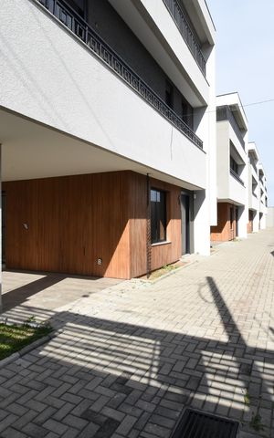 Casa de condomínio para alugar com 180m², 3 quartos e 2 vagasÁrea externa