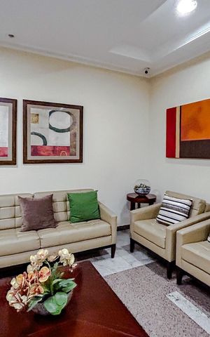 Apartamento à venda com 79m², 3 quartos e 2 vagasHall social