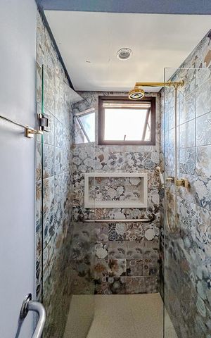 Apartamento à venda com 79m², 3 quartos e 2 vagasBanheiro da Suíte