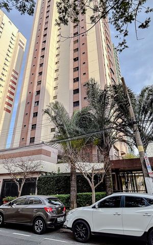 Apartamento à venda com 79m², 3 quartos e 2 vagasFachada e portaria