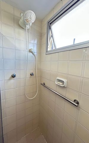 Apartamento para alugar com 55m², 2 quartos e sem vagaBanheiro