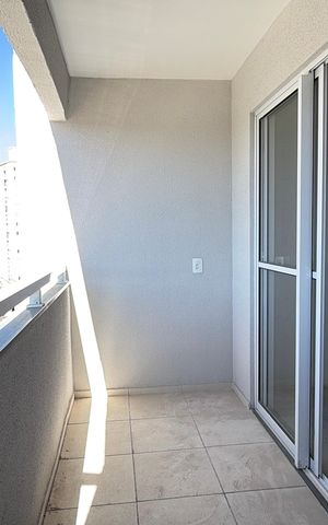 Apartamento à venda com 46m², 2 quartos e 1 vaga Apartamento à venda com 46m², 2 quartos e 1 vagaVaranda