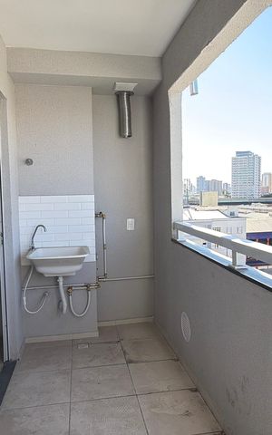 Apartamento à venda com 46m², 2 quartos e 1 vaga Apartamento à venda com 46m², 2 quartos e 1 vagaVaranda
