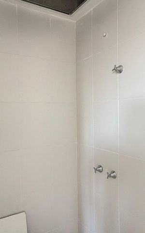 Apartamento à venda com 46m², 2 quartos e 1 vaga Apartamento à venda com 46m², 2 quartos e 1 vagaBanheiro social