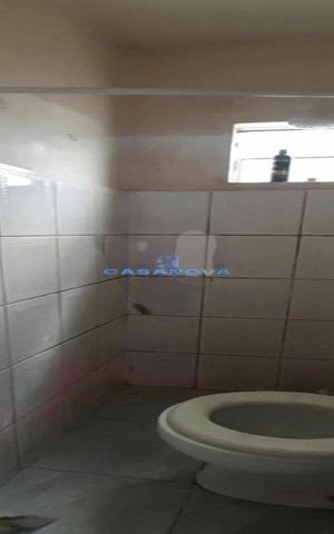 Casa à venda com 220m², 7 quartos e sem vaga