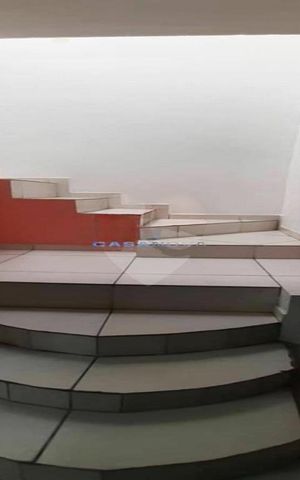 Casa à venda com 220m², 7 quartos e sem vaga